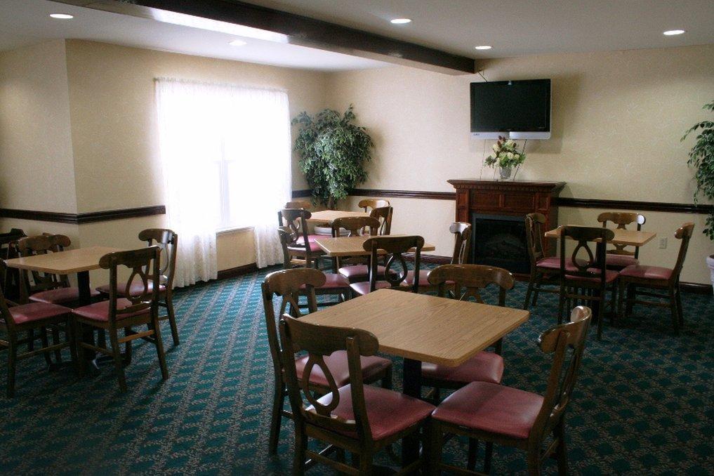 Red Roof Inn & Suites Knoxville East מראה חיצוני תמונה